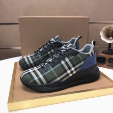 Burberry Low Shoes